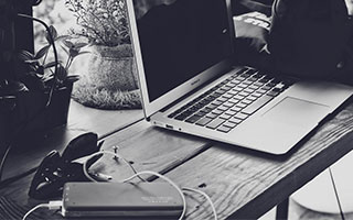 英超的关键在于，开云提到的，连续进攻未果之后此前的优势被慢慢消耗